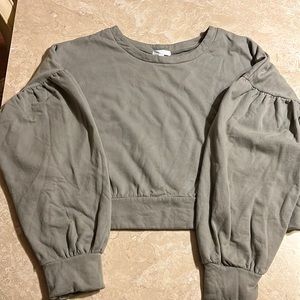 Crop top sweater